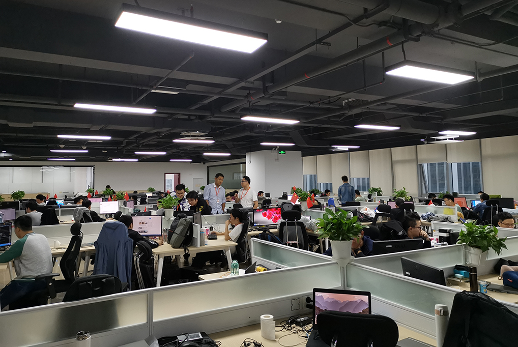Krea AI实战:实时AI绘画与设计工作流革新,设计师效率翻倍秘籍